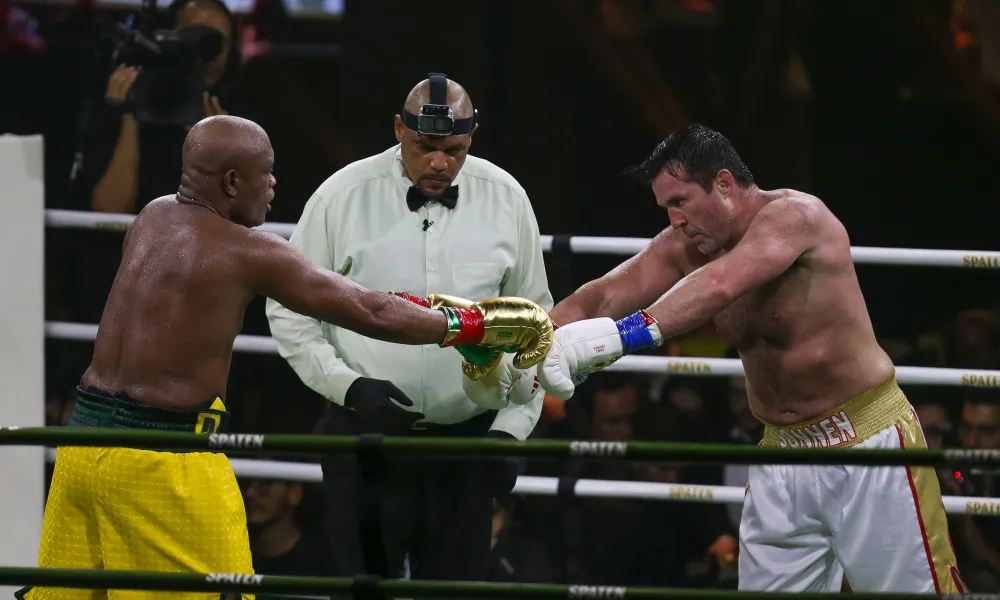 Chael Sonnen Upset by Boxing Match Draw with Anderson Silva, Claims Victory in First Three Rounds