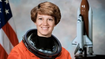 Historic Events on July 23 Including Eileen Collins’ Space Shuttle Command