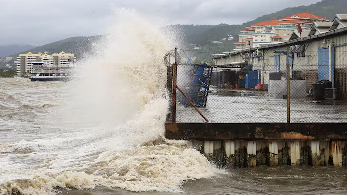 Hurricane Beryl Strikes Caribbean with Category 4 Force, Causes Severe Damage