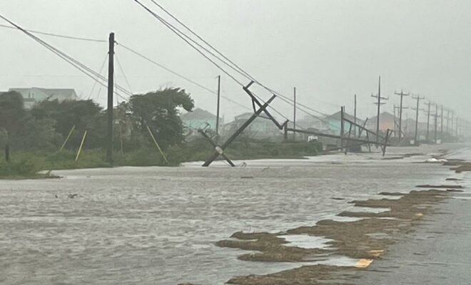 Hurricane Beryl's Landfall in Texas Disrupts Energy Sector and Causes Power Outages