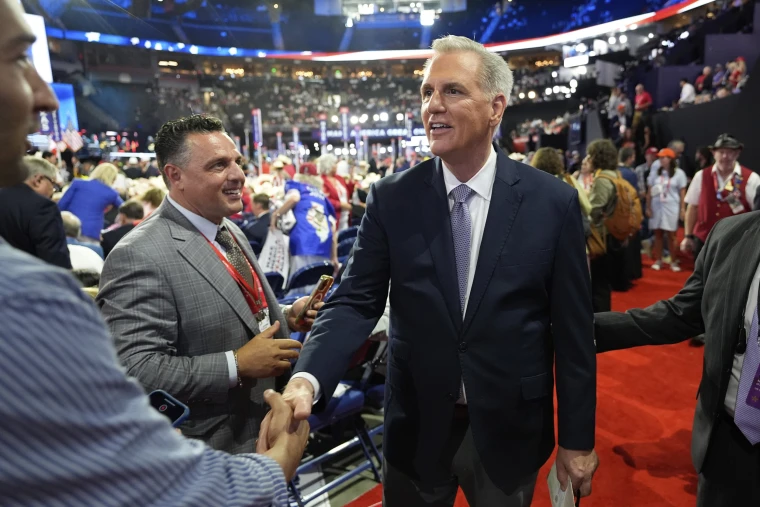 Matt Gaetz Heckles Kevin McCarthy During RNC Interview in Milwaukee