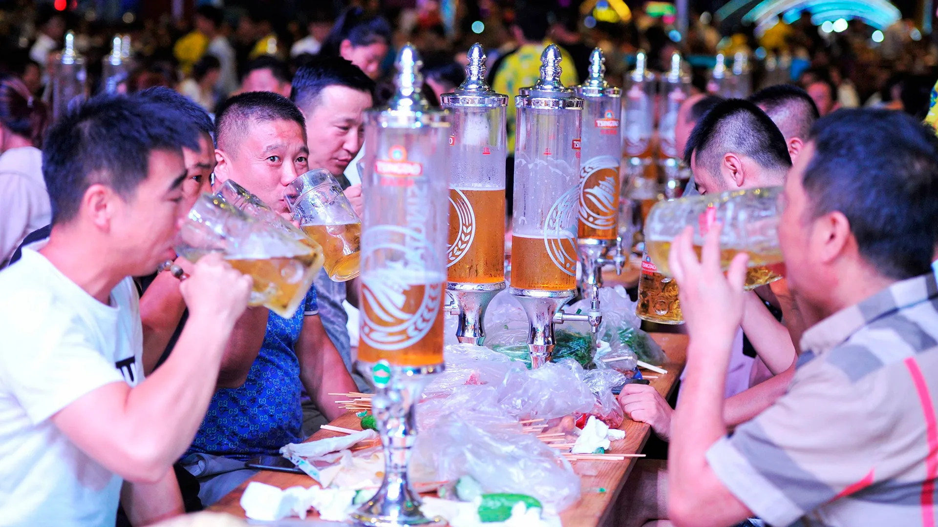 Qingdao beer carnival highlights China's rebound in premium beer consumption driven by global sporting events