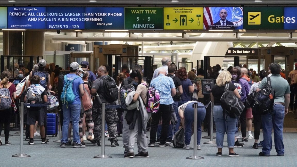 TSA Sets New Record Screening Over Three Million Passengers in a Single Day