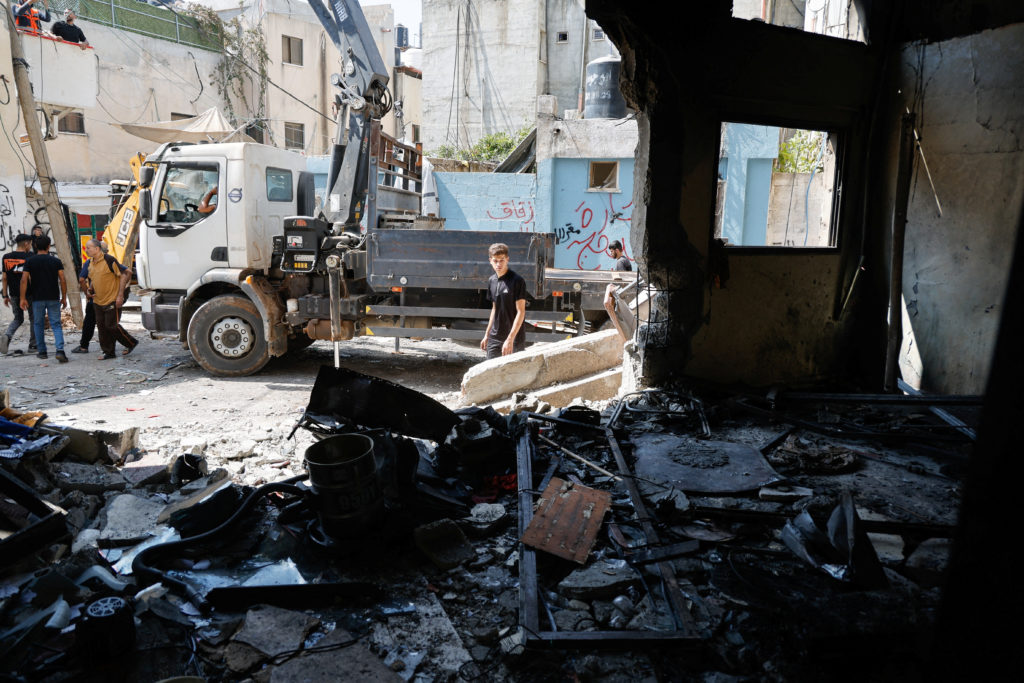 Israeli Military Intensifies West Bank Raids, Killing Five Militants Amid Gaza Conflict