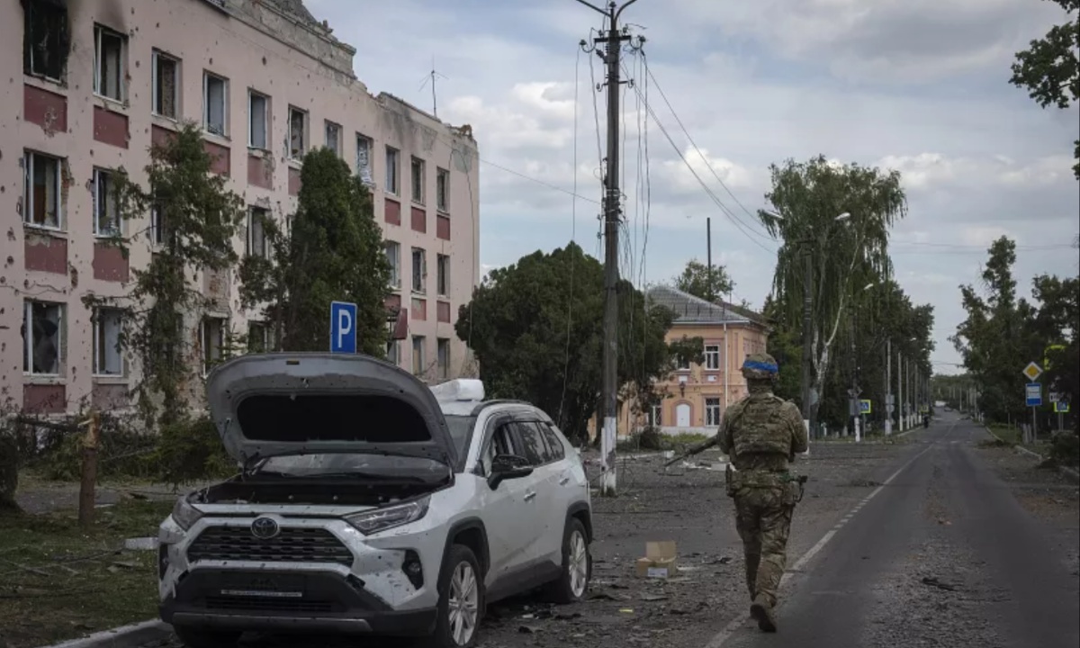 Kyiv's Surprise Incursion into Russia's Kursk Region Triggers Mass Evacuation and Escalates Conflict