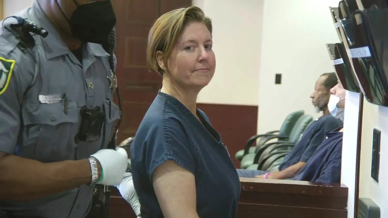 Sarah Boone Faces Legal Hurdles as Pro Se Defendant in High-Profile Murder Case