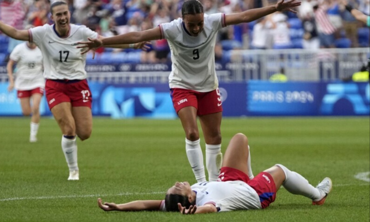 US Women's Soccer Team Advances to Gold Medal Match at 2024 Paris Olympics with Win Over Germany