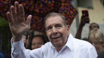 Amid Political Turmoil, Venezuelan Opposition Leader Edmundo González Seeks Asylum in Spain Following Arrest Warrant