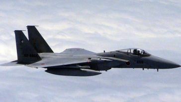 Japan Escalates Military Response to Russian Airspace Violations, Deploys Flares in Historic Warning